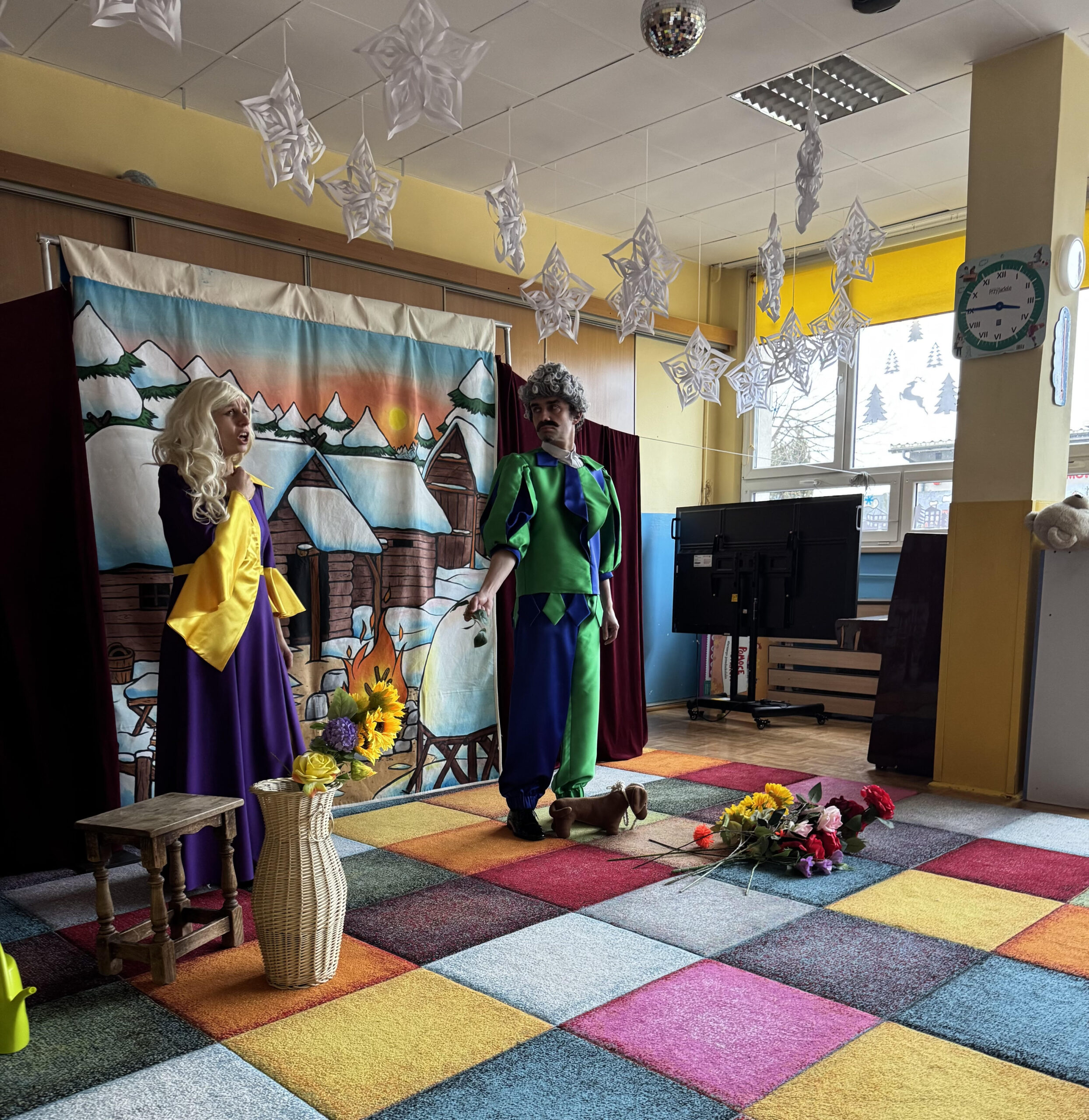 You are currently viewing „Opowieść z Zimowej Doliny” – spektakl dla dzieci Teatru „Bajkowe Skarbki Śląska”