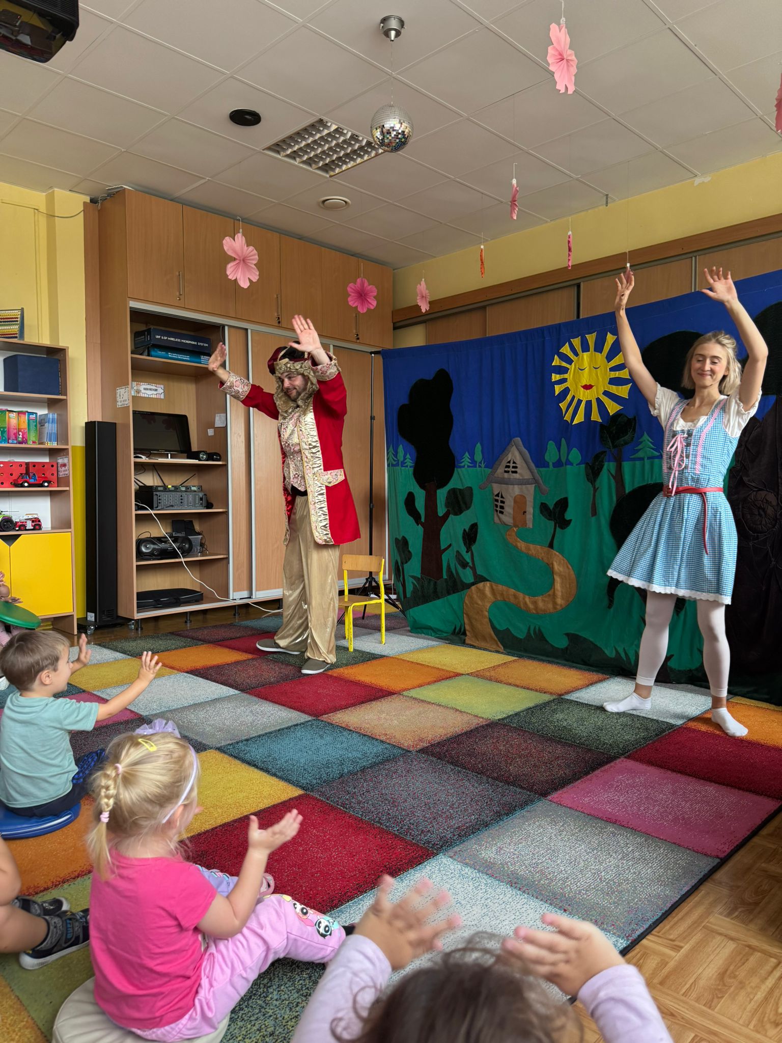 You are currently viewing Teatr Skrzat ,,Strach ma wielkie oczy”